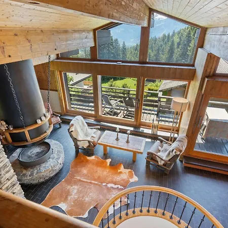 Valdemosa - View - By Cosyhome Chalet